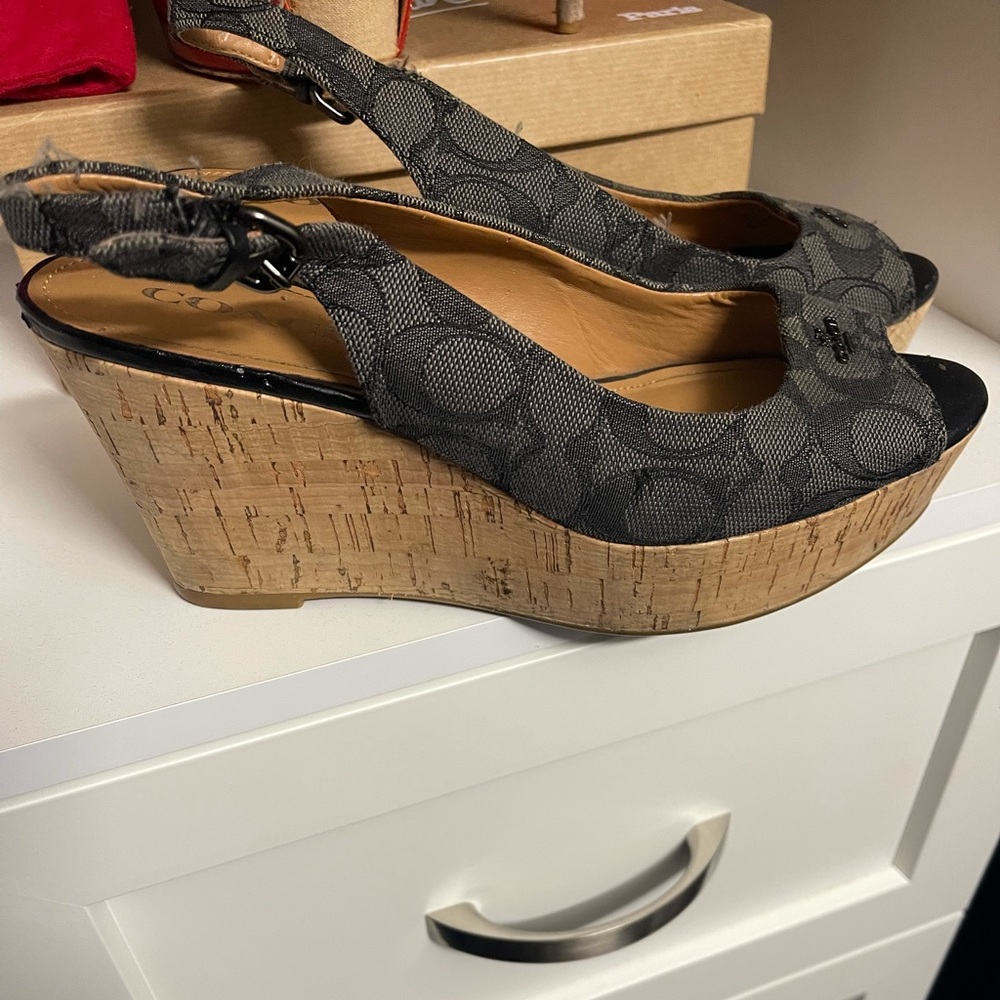 Coach Black gray wedge shows